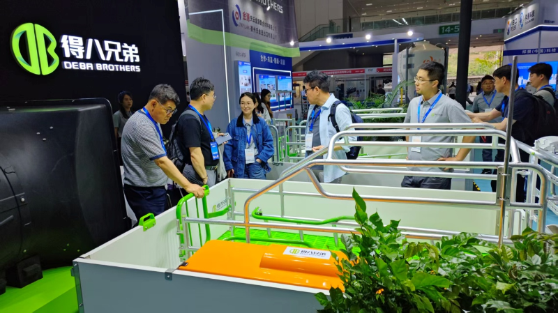 Debabrother fa un'apparizione straordinaria alla 23a China Animal Husbandry Expo 2026: potenziare l'allevamento intelligente con attrezzature innovative